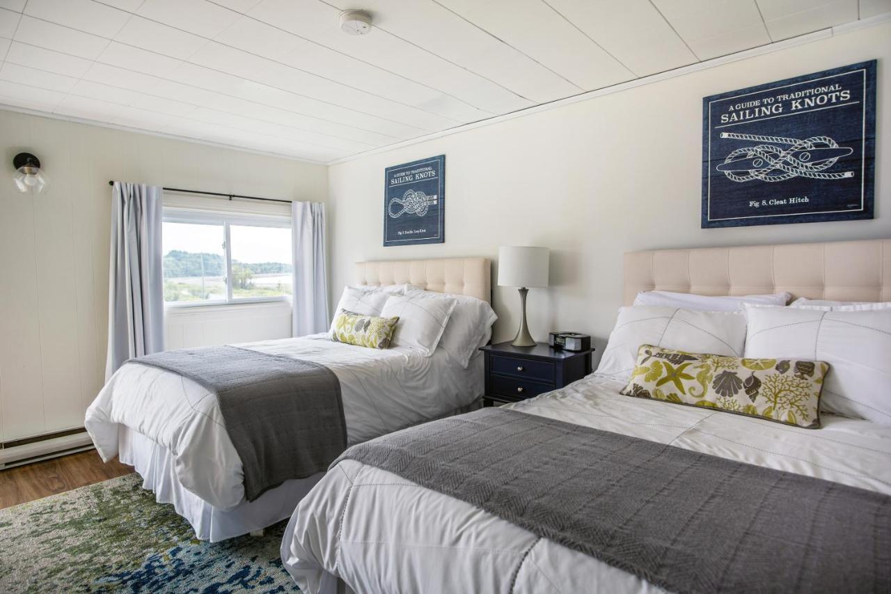 Welshpool Friars Bay Inn & Cottages מראה חיצוני תמונה