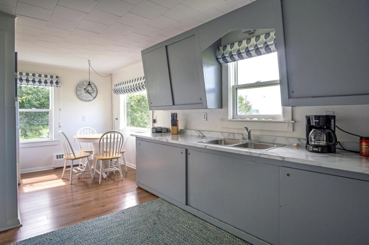 Welshpool Friars Bay Inn & Cottages מראה חיצוני תמונה