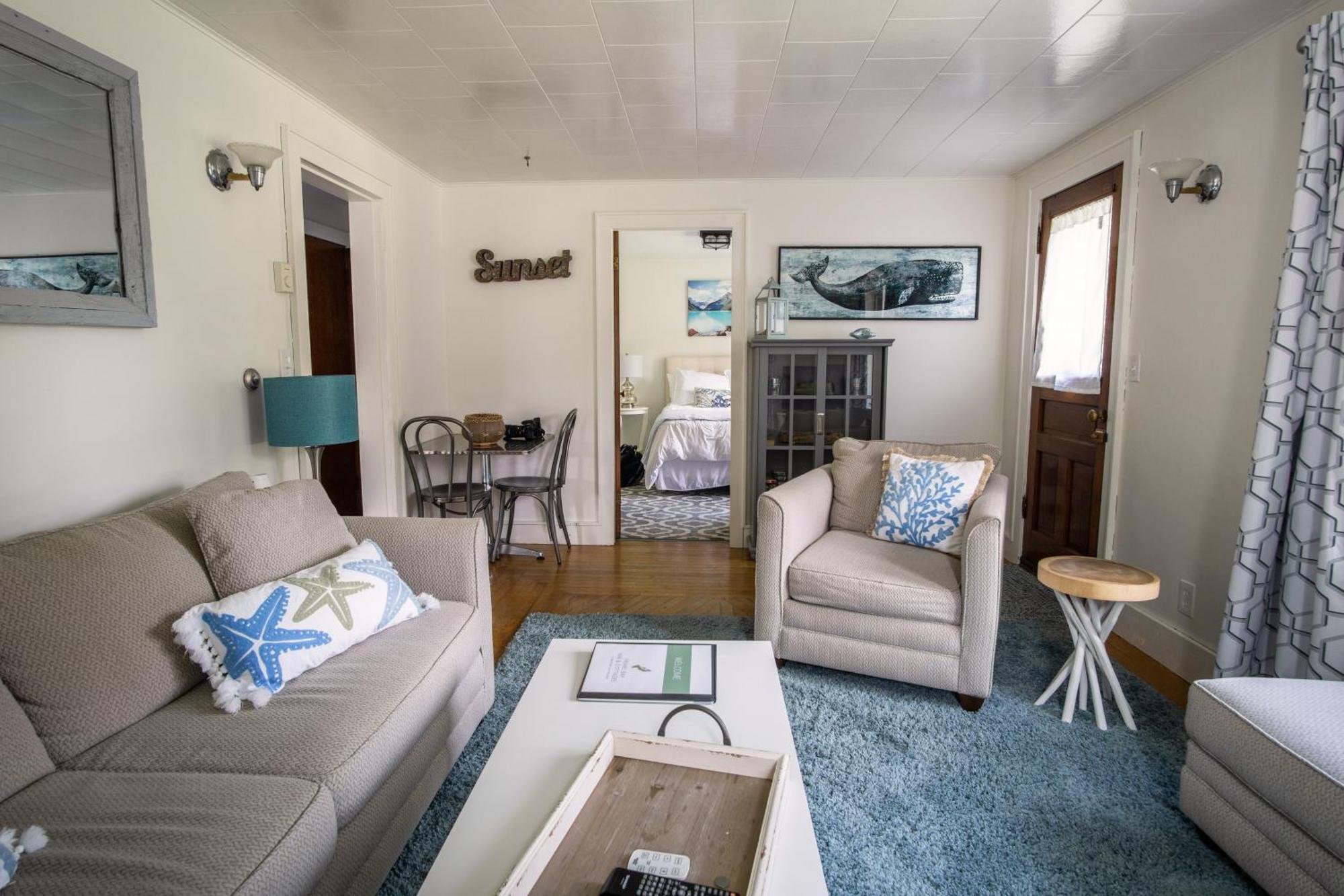 Welshpool Friars Bay Inn & Cottages חדר תמונה